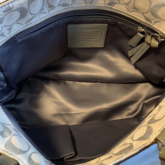 Coach signature fabric handbag - Picture 8 of 8